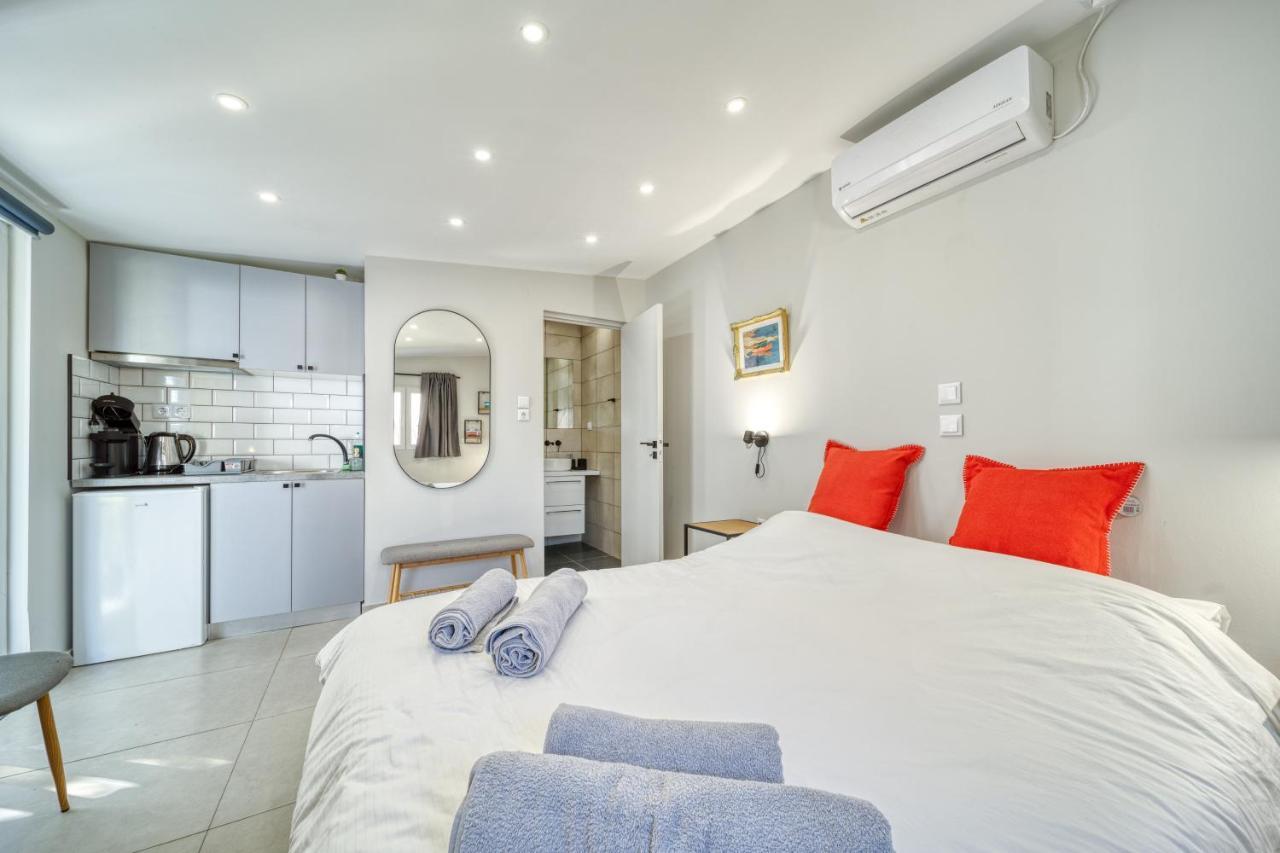 Chic Rooftop Studio W/ Terrace - Near Acropolis Ateny Zewnętrze zdjęcie